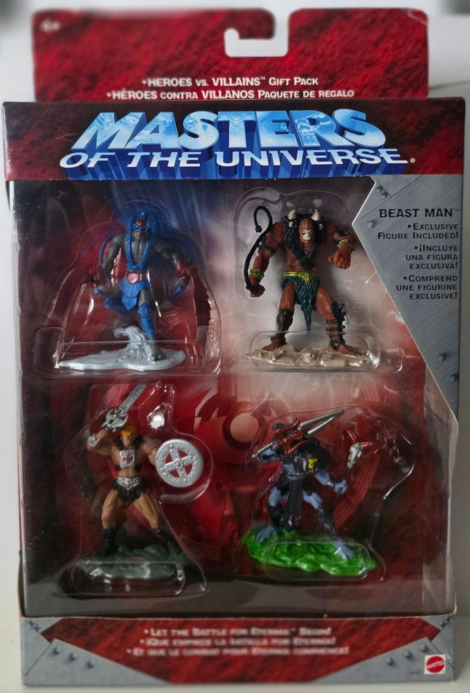 Heroes vs. Villains Gift Pack