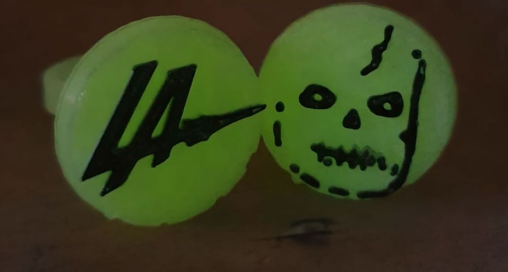 Los Amigos 3 - LA Warrior & Scare Glow Ring (GitD)
