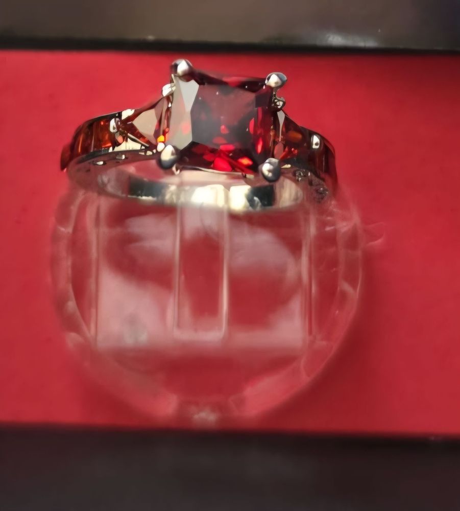 Ring Detail 1