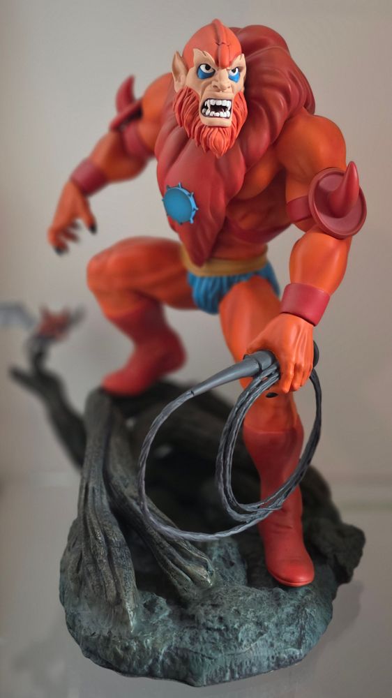 Beast Man Statue 1:4